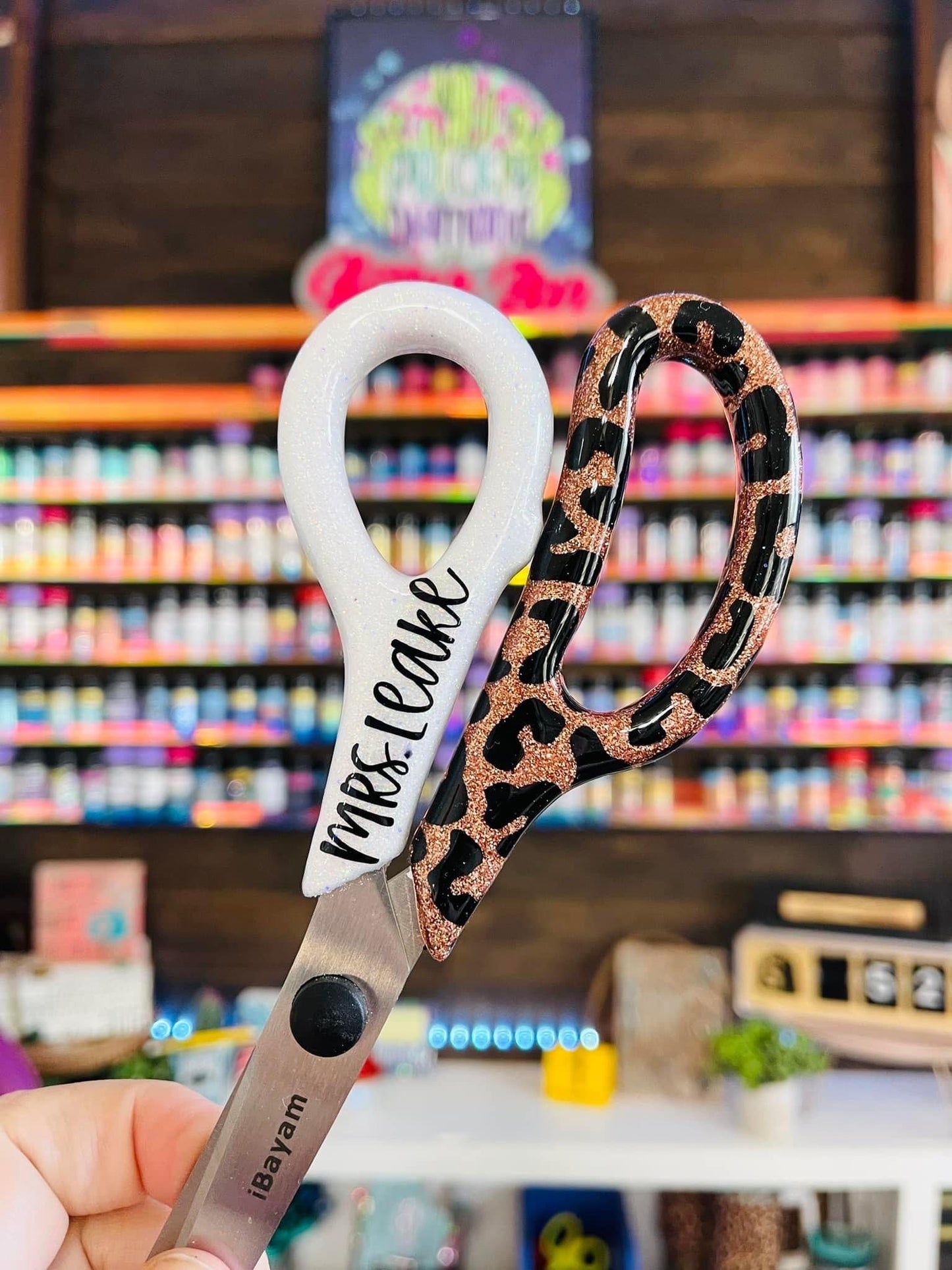 1/2 Leopard Glitter Scissors