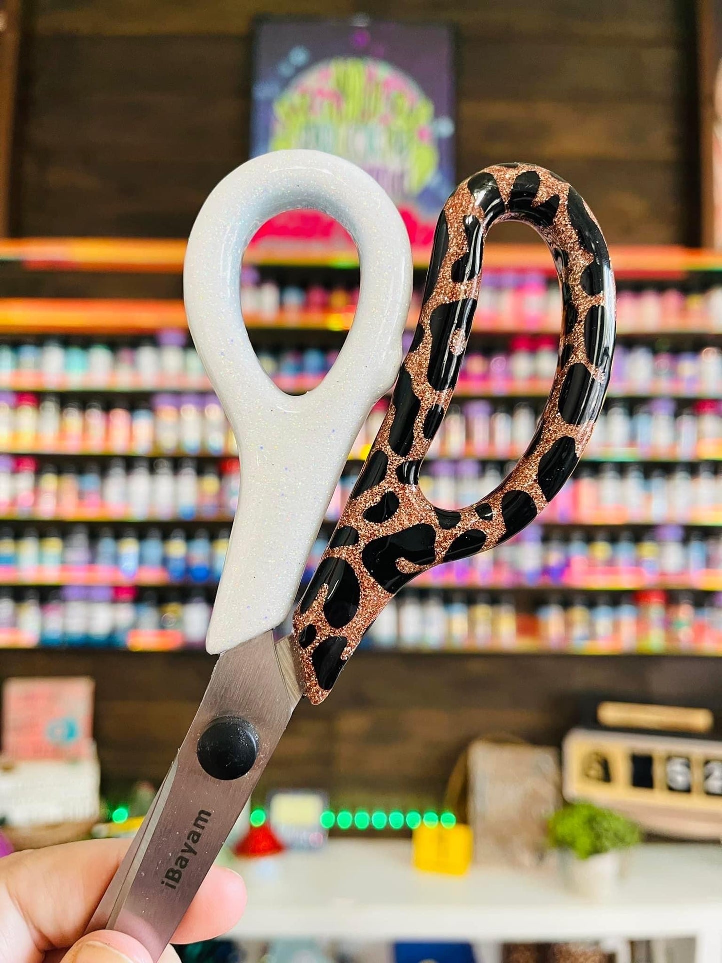 1/2 Leopard Glitter Scissors