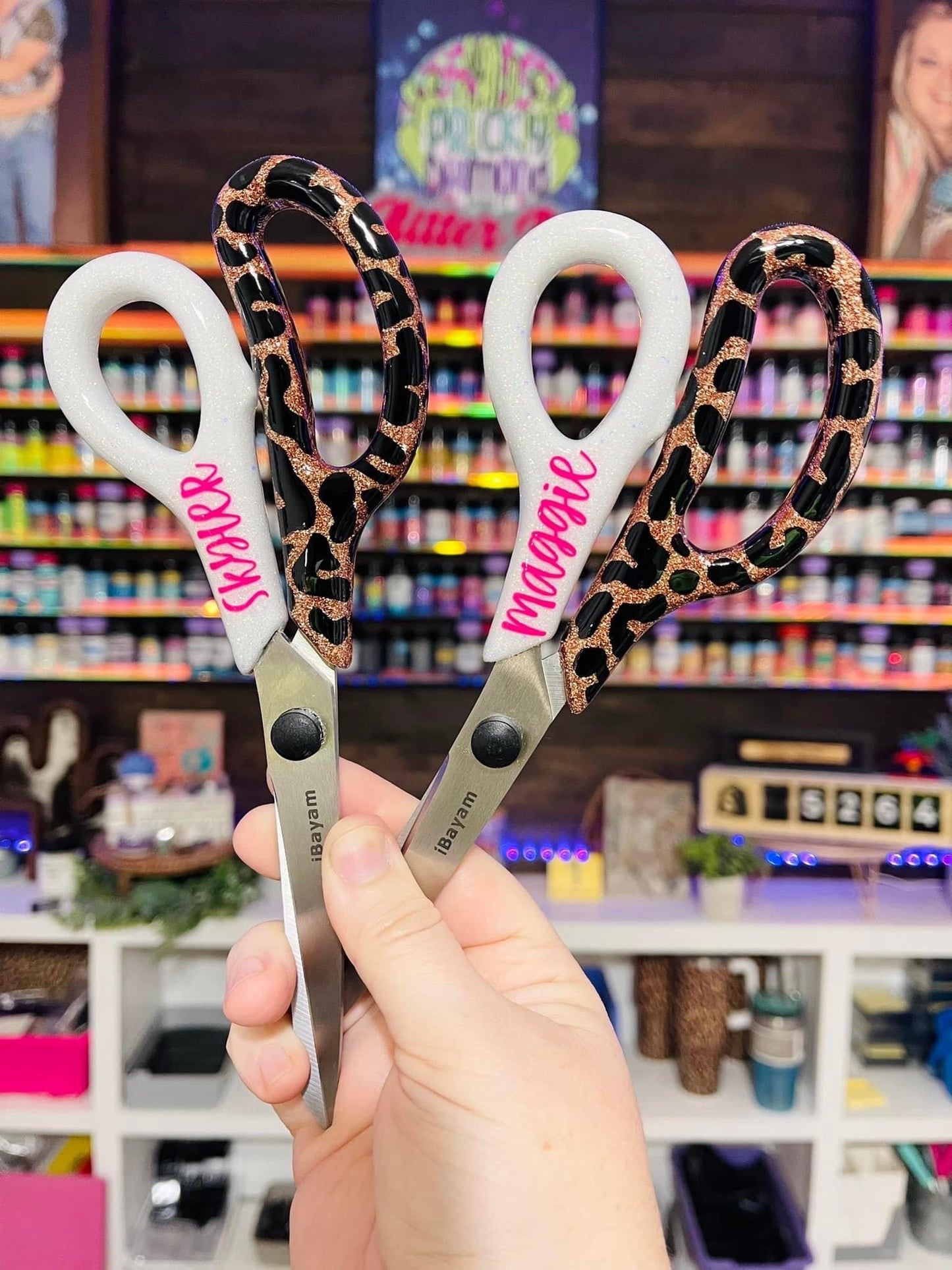 1/2 Leopard Glitter Scissors