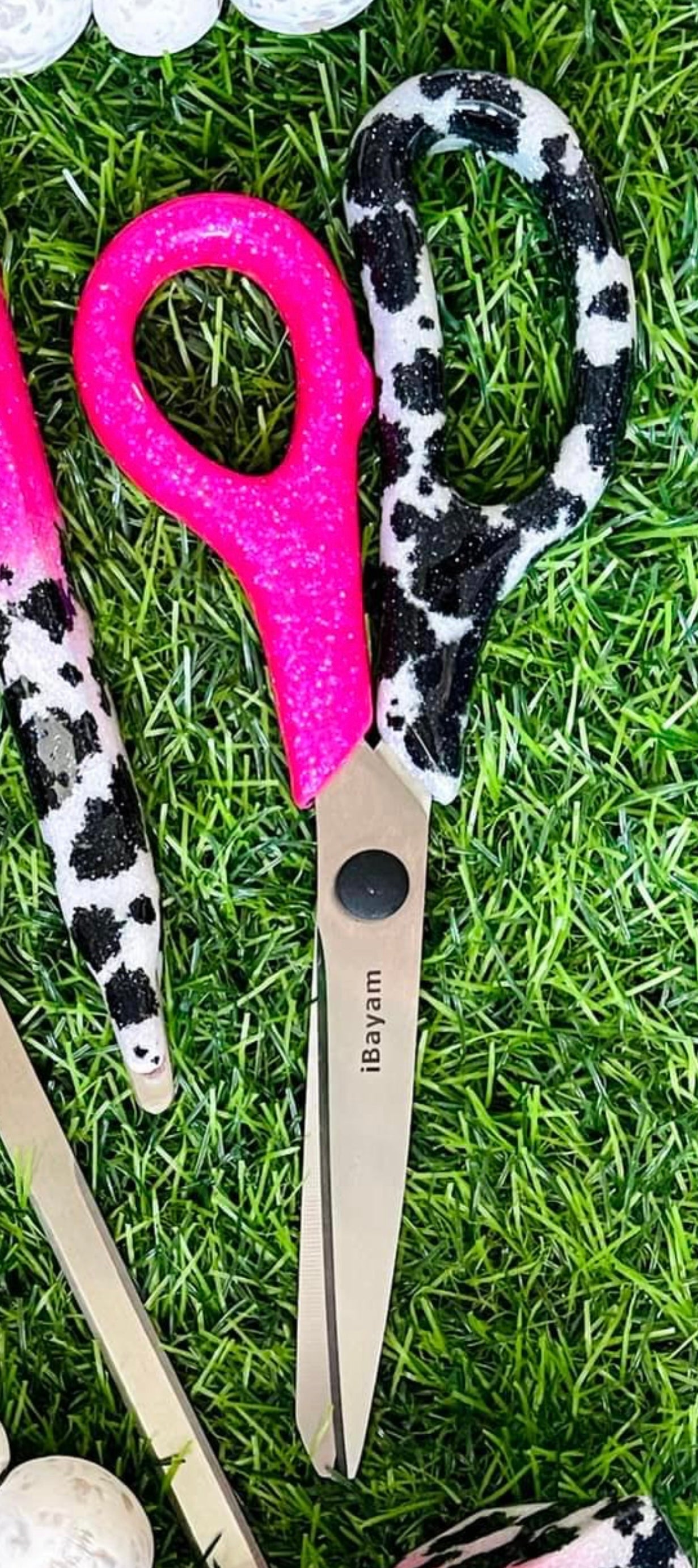 1/2 Cow Print Glitter Scissors