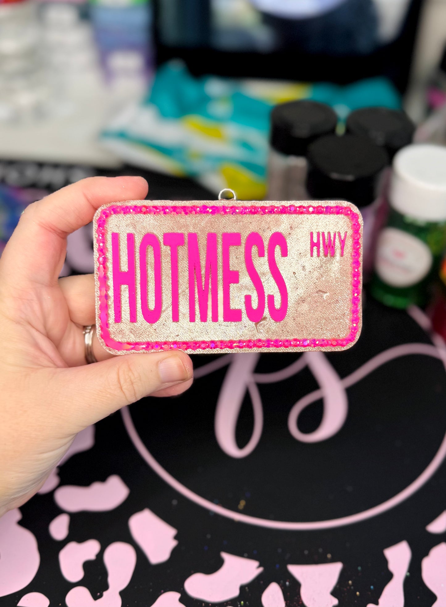 HOTMESS HWY IN BUM BUM