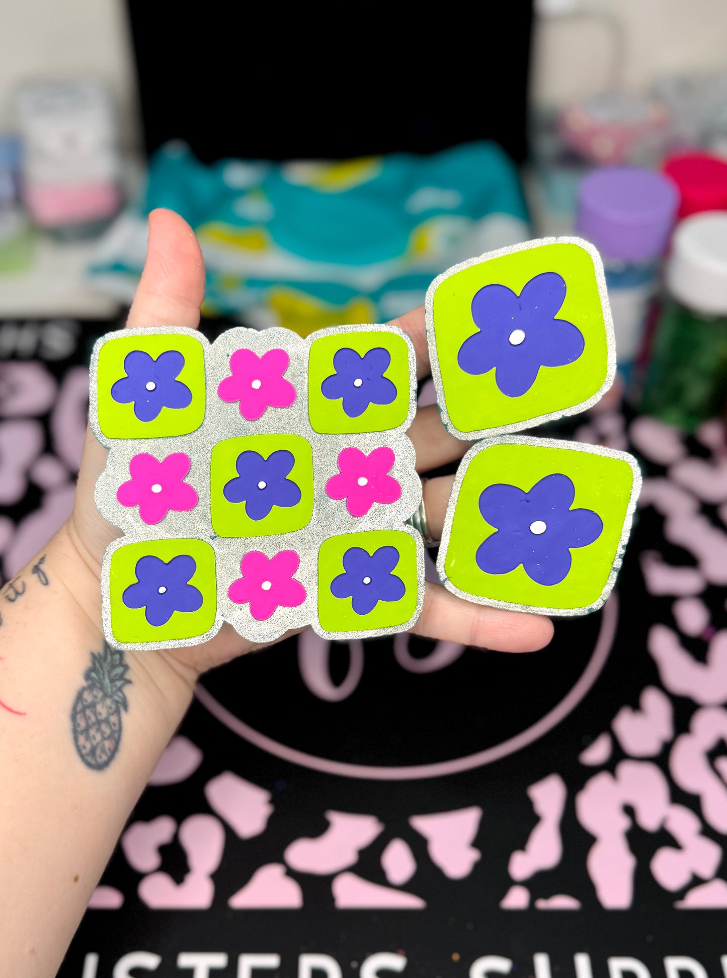 FLOWERS FRESHIE AND VENT CLIP SET IN WATERMELON JOLLY RANCHER