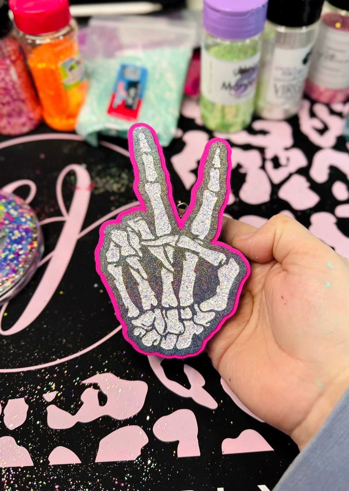 PEACE SKELLY HAND FRESHIE